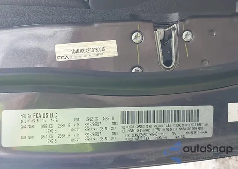 2016 Jeep Compass High Altitude Edition z USA, uszkodzony, nr VIN 1C4NJCEA8GD760945